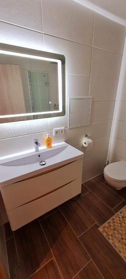 Moderne Wohlfuehlferienwohnung In Хилдбургхаузен Екстериор снимка
